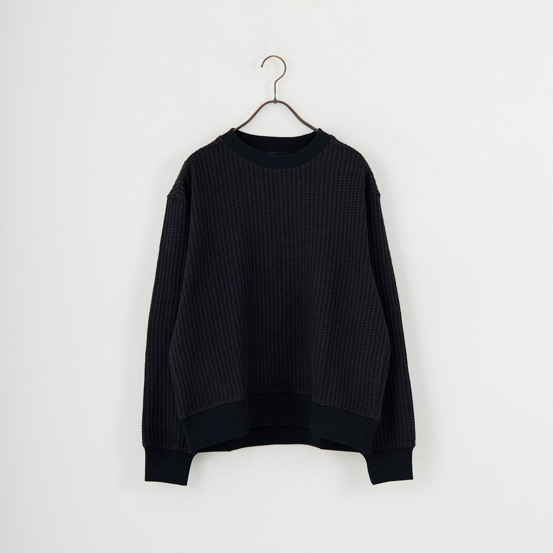 700 BLACK