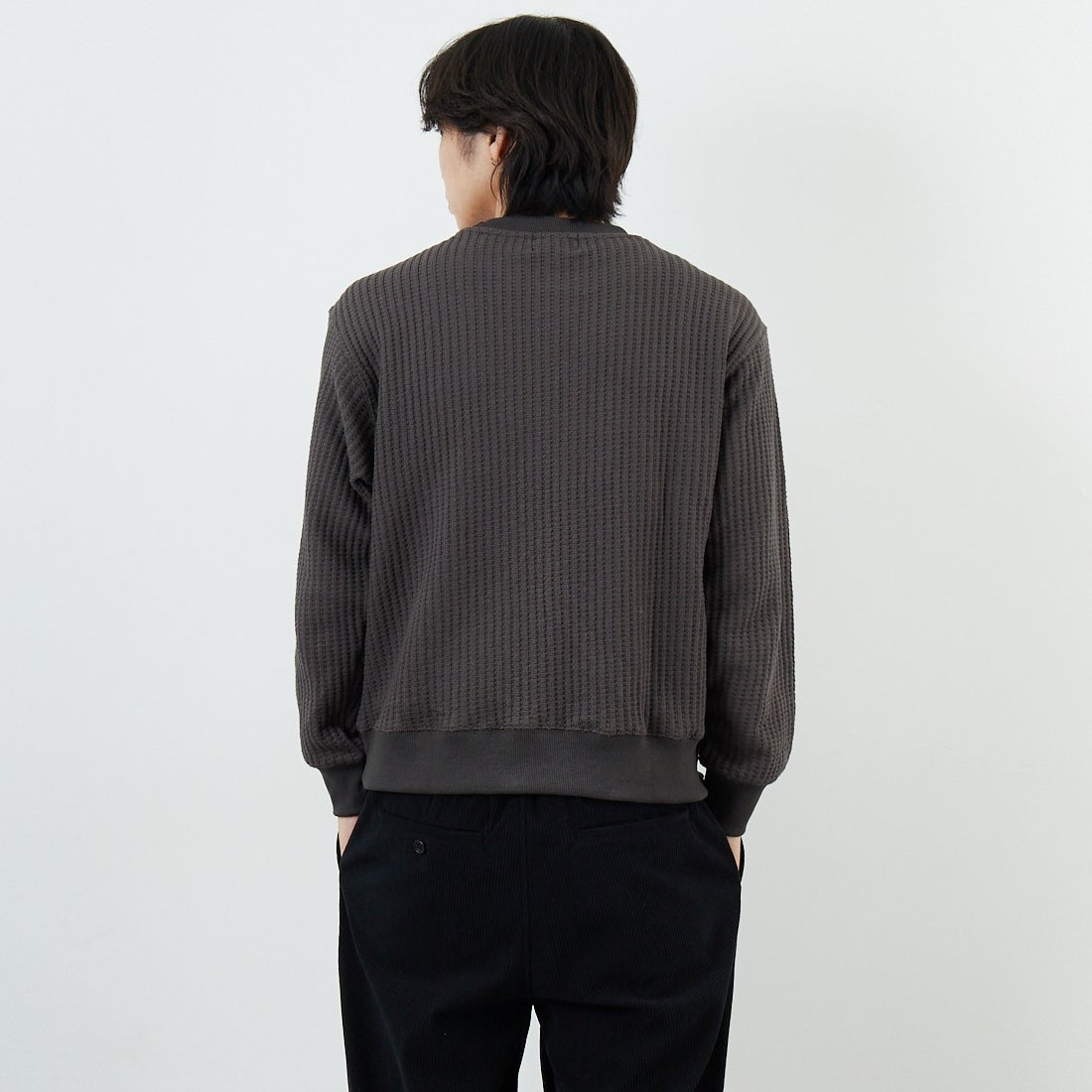 SLICK [スリック] ビッグワッフル クルーネックプルオーバー [5131014] 720 COAL B &&モデル身長：179cm 着用サイズ：1&&