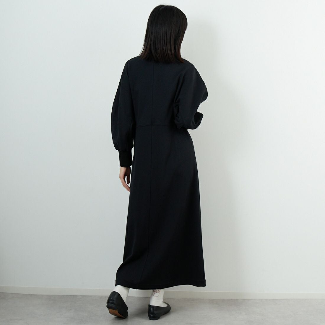 DIGNITE COLLIER [ディニテコリエ] ドルマン切替ワンピース [80256310] 004 ﾌﾞﾗｯｸ &&モデル身長：162cm 着用サイズ：F&&