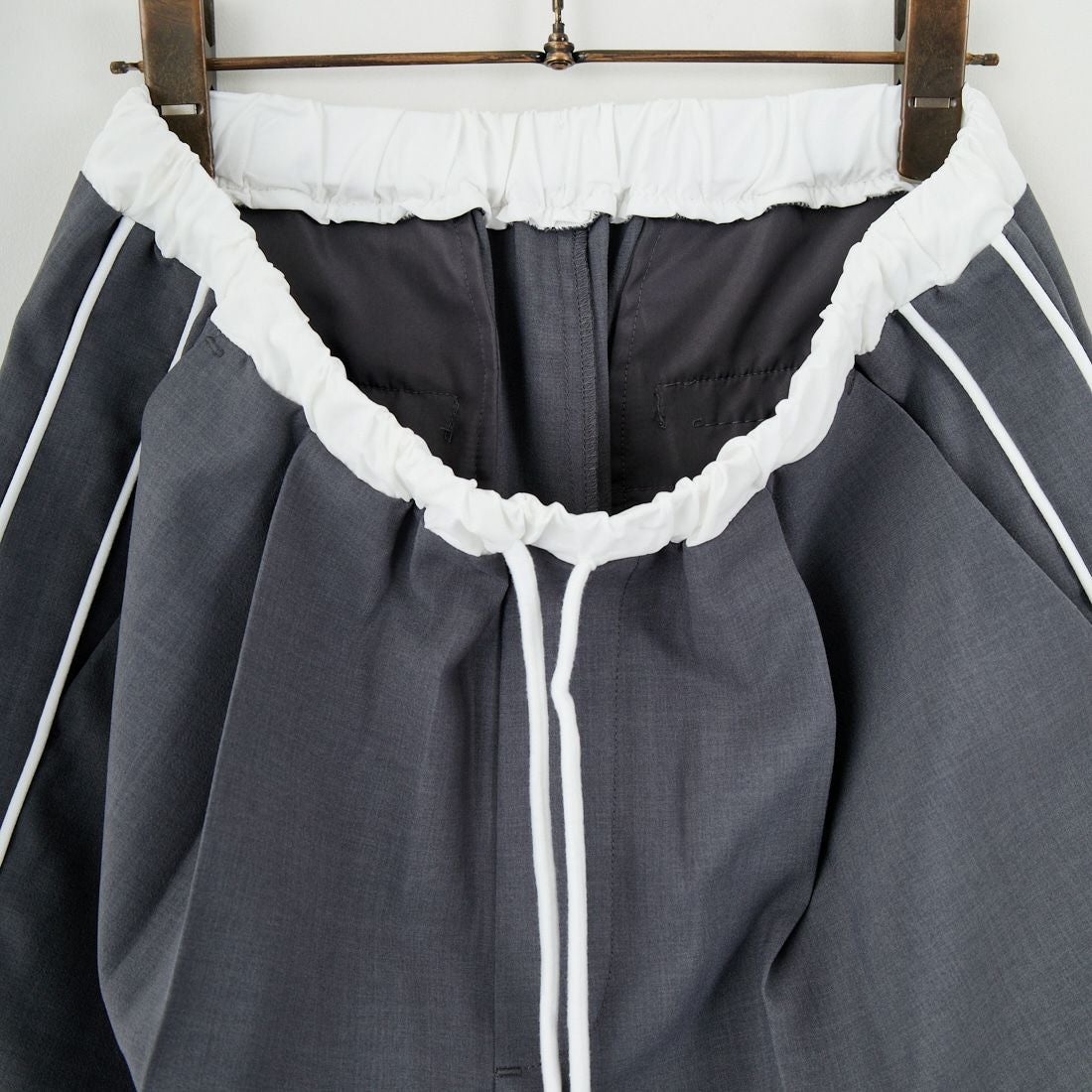 emmi [エミ] イージーケアサイドラインパンツ [13WFP254074] GRY