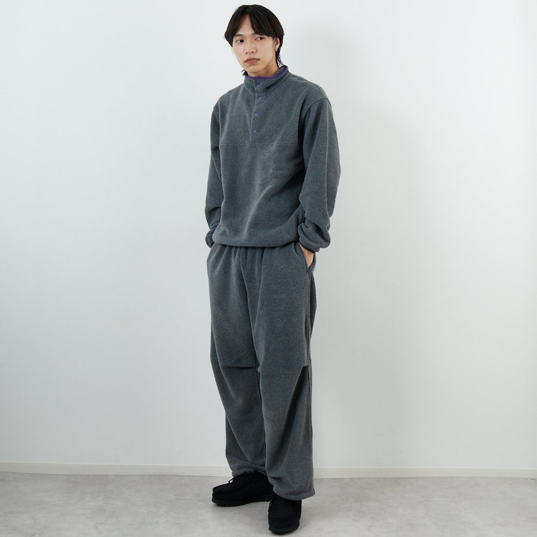 frostline [フロストライン] 別注 フリースハーフスナッププルオーバー [FL17-JK-IN5-JF] GRAY &&モデル身長：179cm 着用サイズ：M&&