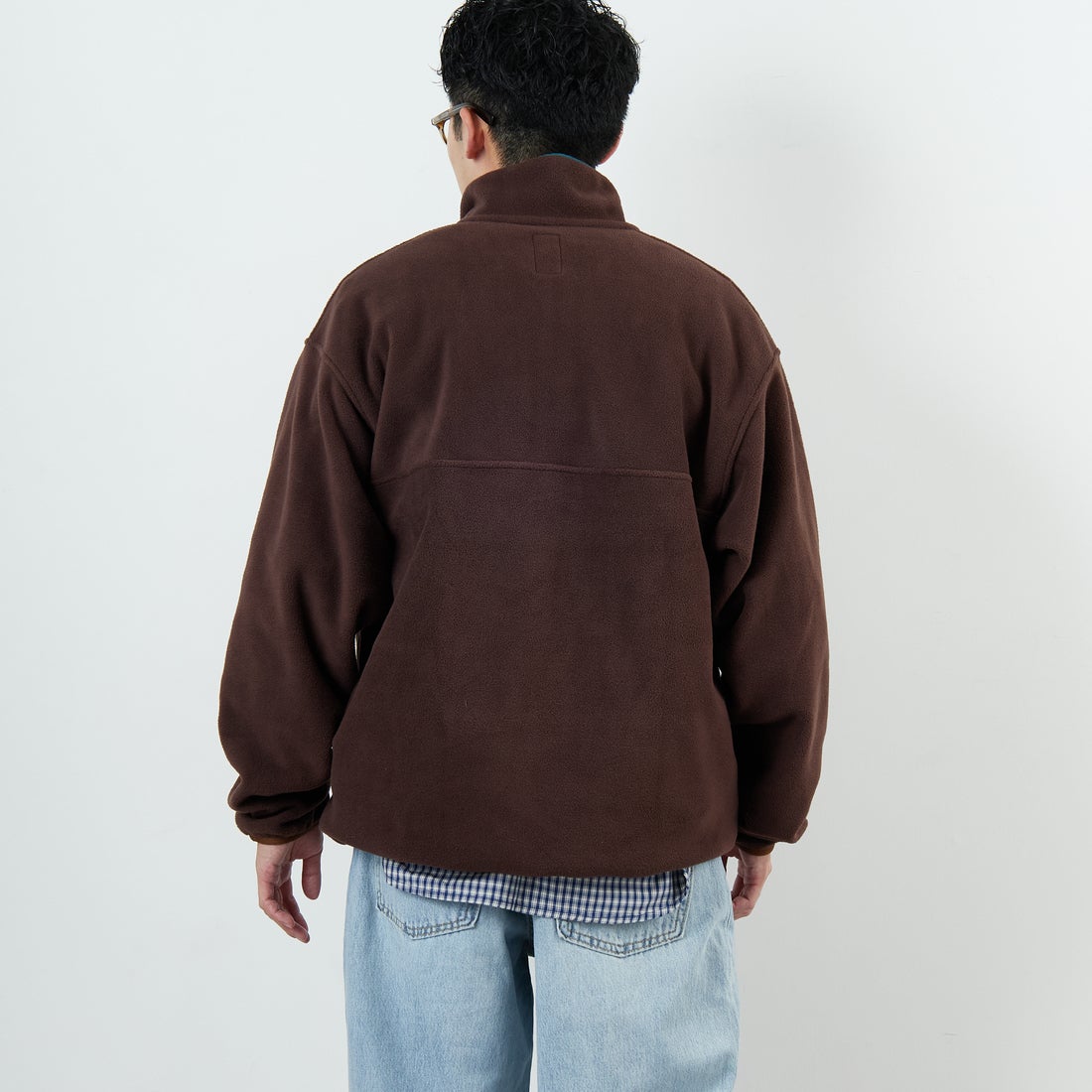 frostline [フロストライン] 別注 フリースハーフスナッププルオーバー [FL17-JK-IN5-JF] BROWN &&モデル身長：168cm 着用サイズ：M&&
