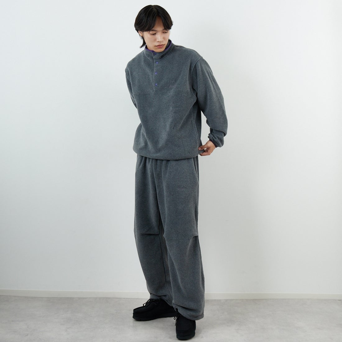 frostline [フロストライン] 別注 フリースパンツ [FL10-PT-IN5-JF] GRAY &&モデル身長：179cm 着用サイズ：L&&