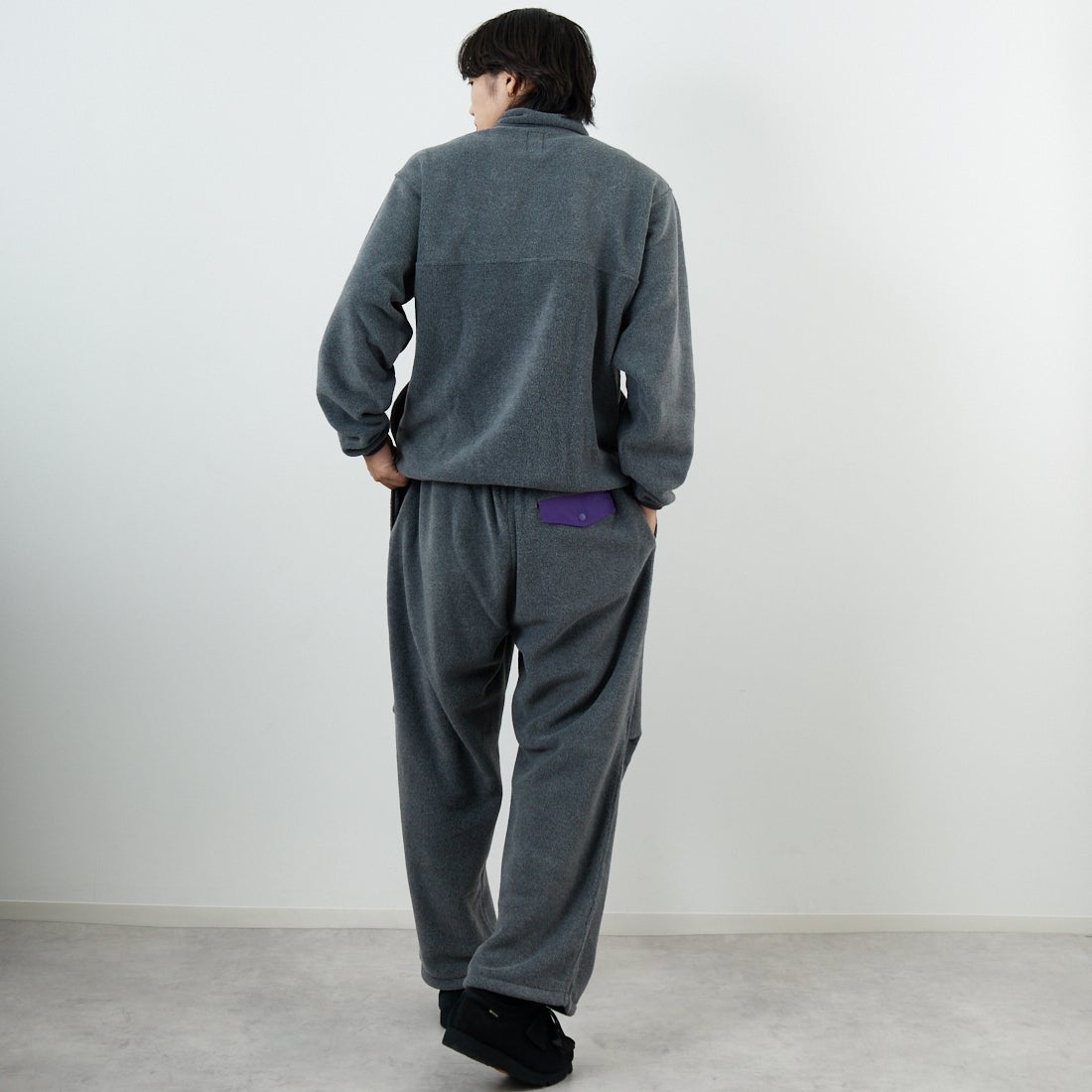 frostline [フロストライン] 別注 フリースパンツ [FL10-PT-IN5-JF] GRAY &&モデル身長：179cm 着用サイズ：L&&