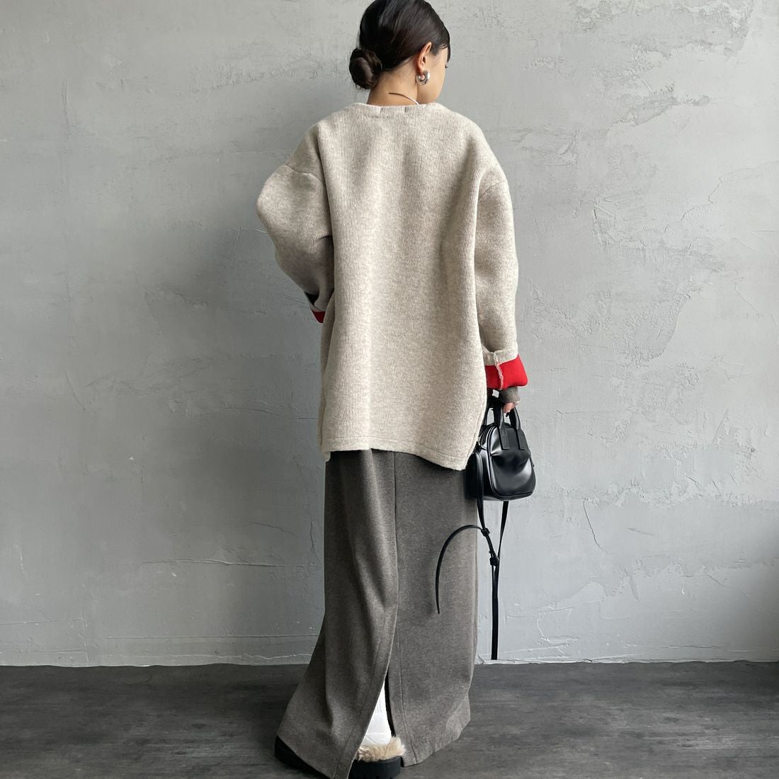 Maison de L'allure [メゾン ドゥ ラリュール] ダブルフェイスニットコート [M24131036] 22 BEG/RED &&モデル身長：150cm 着用サイズ：F&&