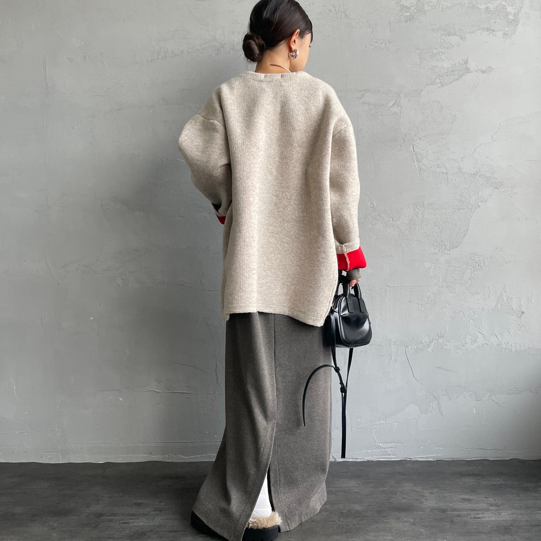 Maison de L'allure [メゾン ドゥ ラリュール] ダブルフェイスニットコート [M24131036] 22 BEG/RED &&モデル身長：150cm 着用サイズ：F&&