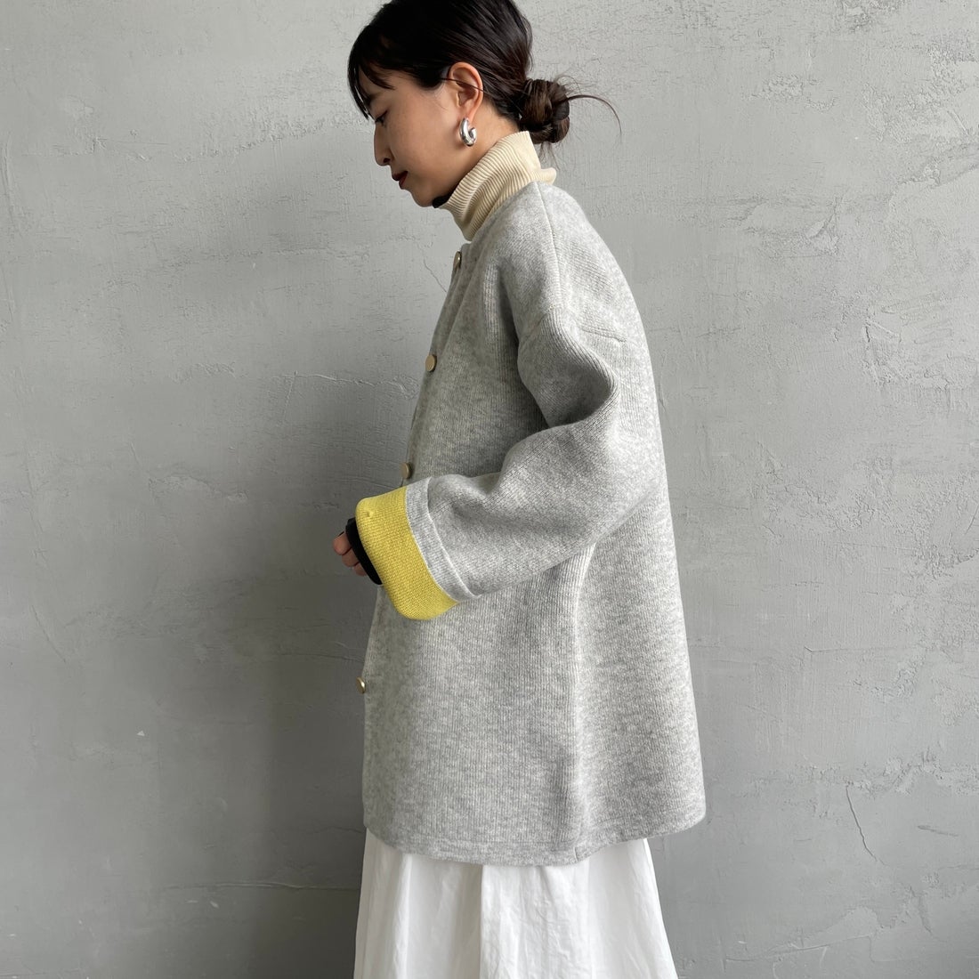 Maison de L'allure [メゾン ドゥ ラリュール] ダブルフェイスニットコート [M24131036] 07 GRY/YEL &&モデル身長：150cm 着用サイズ：F&&