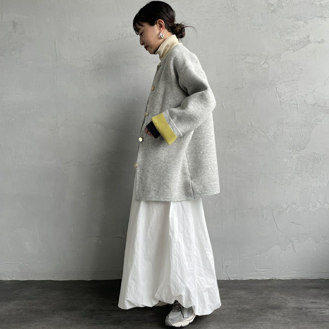 Maison de L'allure [メゾン ドゥ ラリュール] ダブルフェイスニットコート [M24131036] 07 GRY/YEL &&モデル身長：150cm 着用サイズ：F&&