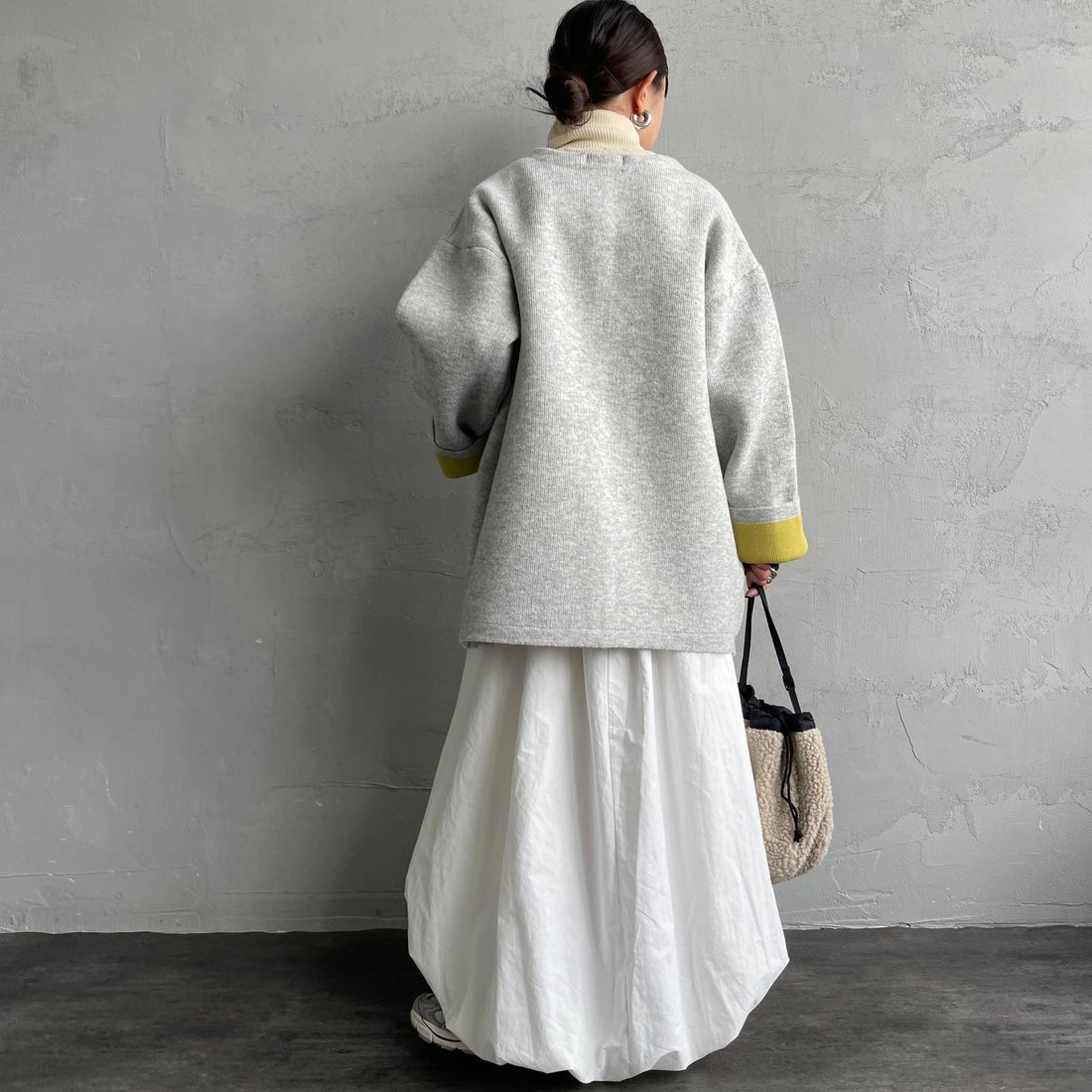 Maison de L'allure [メゾン ドゥ ラリュール] ダブルフェイスニットコート [M24131036] 07 GRY/YEL &&モデル身長：150cm 着用サイズ：F&&