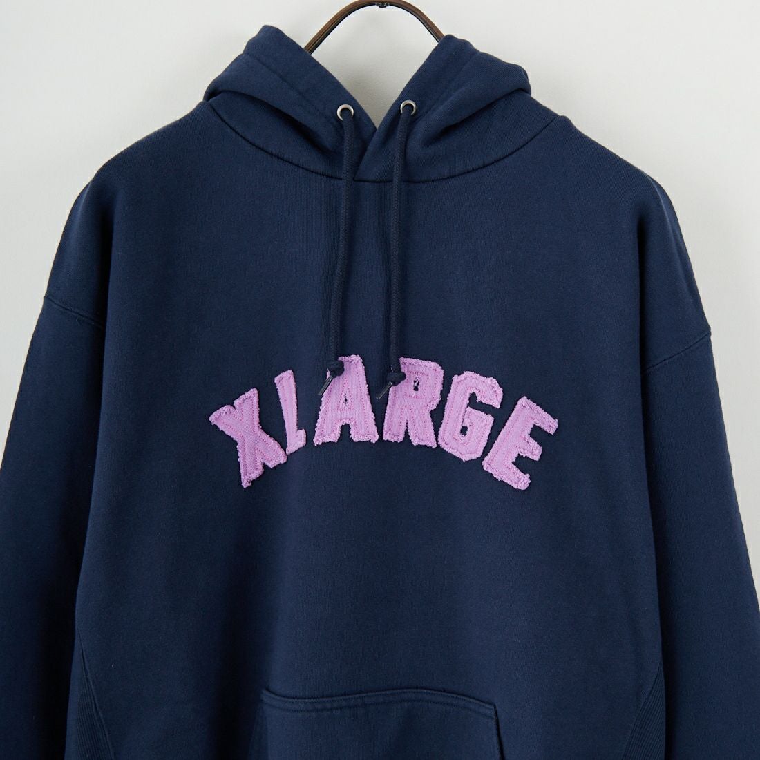 XLARGE [エクストララージ] アーチロゴスウェットフーディ [101253012014] NAVY
