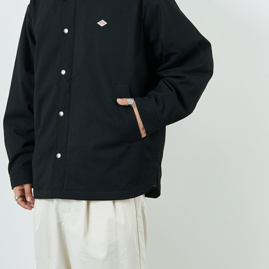 DANTON [ダントン] ウールライク 中綿コーチジャケット [DT-A0716WLX] BLACK &&モデル身長：179cm 着用サイズ：42&&