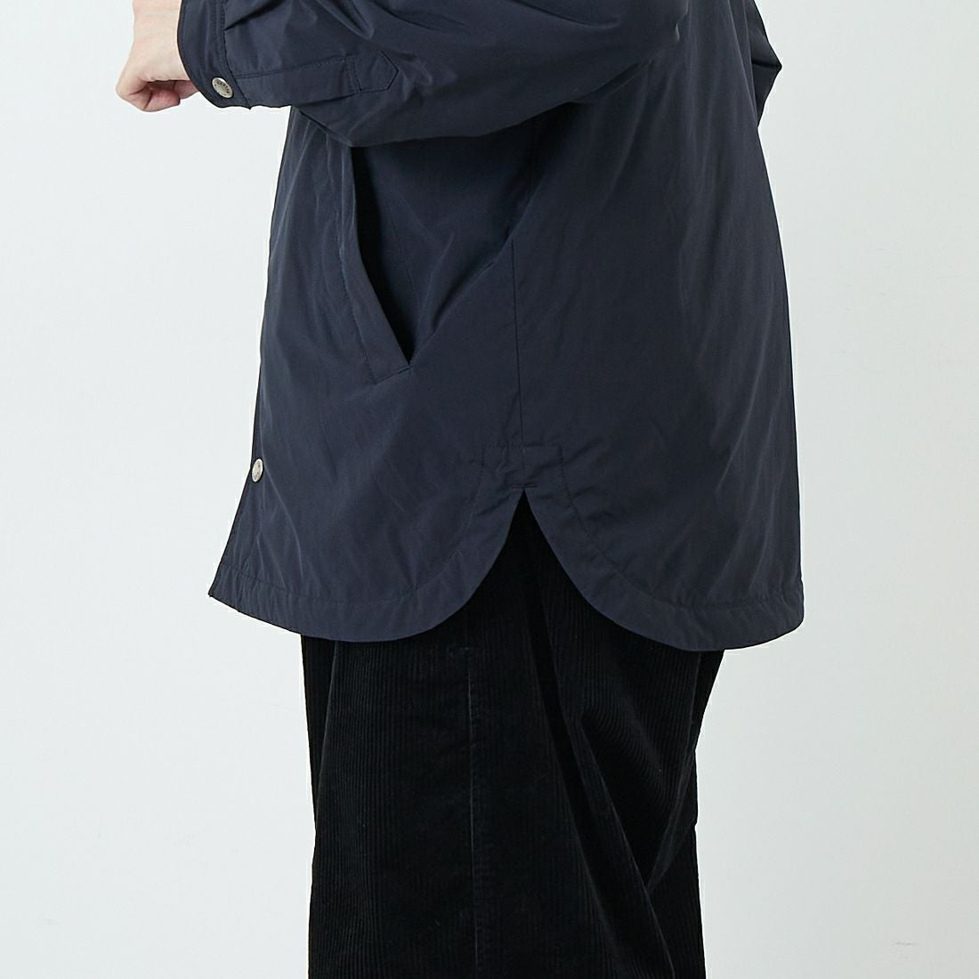 DANTON [ダントン] ピーチタフタ 中綿コーチジャケット [DT-A0716PNT] NAVY &&モデル身長：168cm 着用サイズ：38&&