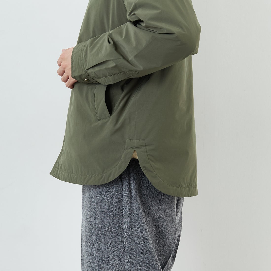 DEEP OLIVE&&モデル身長：168cm 着用サイズ：38&&