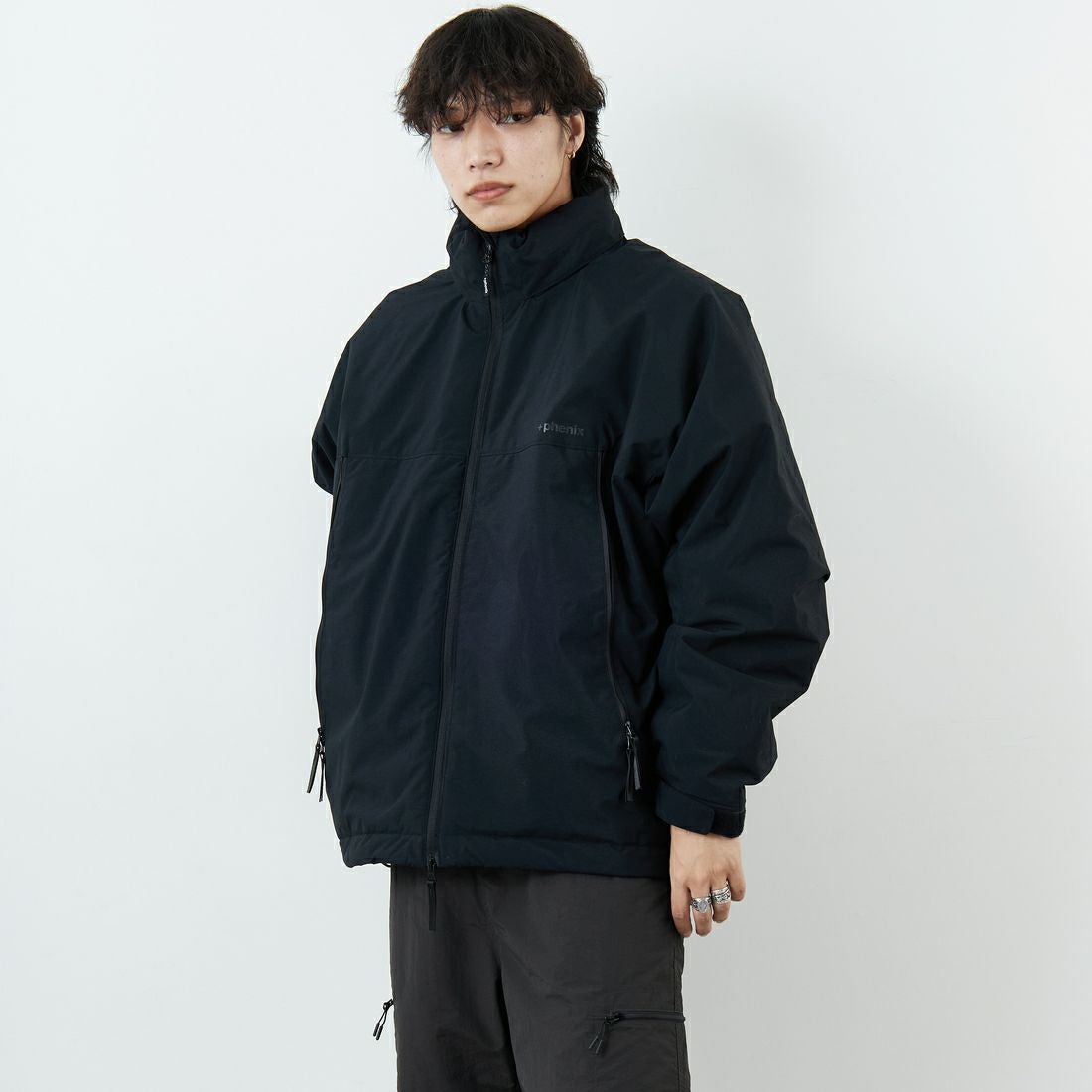 +phenix [プラスフェニックス] 別注 LEVEL7 ダウンジャケット [POO-25080IN-JF] BLACK &&モデル身長：179cm 着用サイズ：XL&&