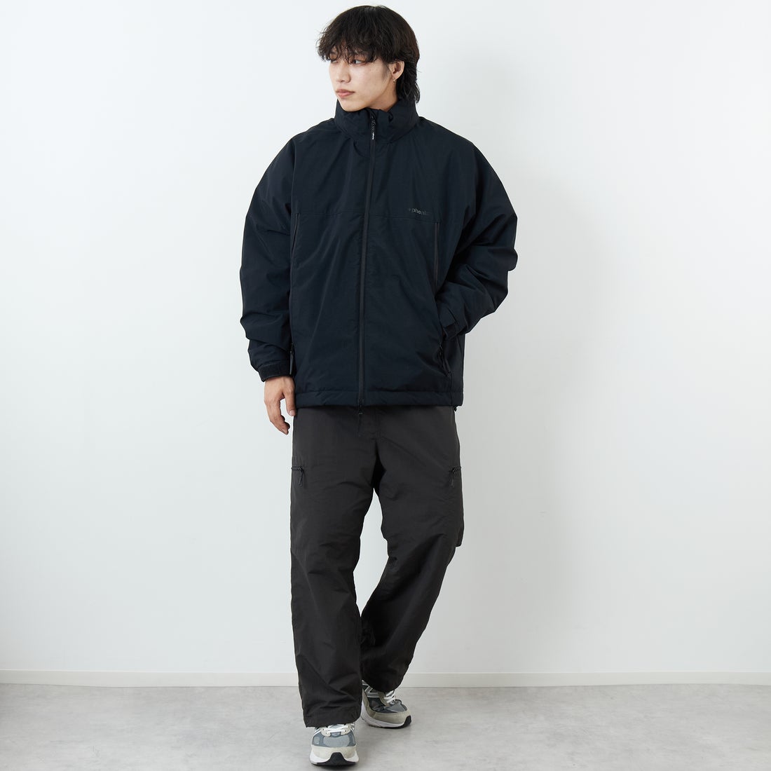 +phenix [プラスフェニックス] 別注 LEVEL7 ダウンジャケット [POO-25080IN-JF] BLACK &&モデル身長：179cm 着用サイズ：XL&&