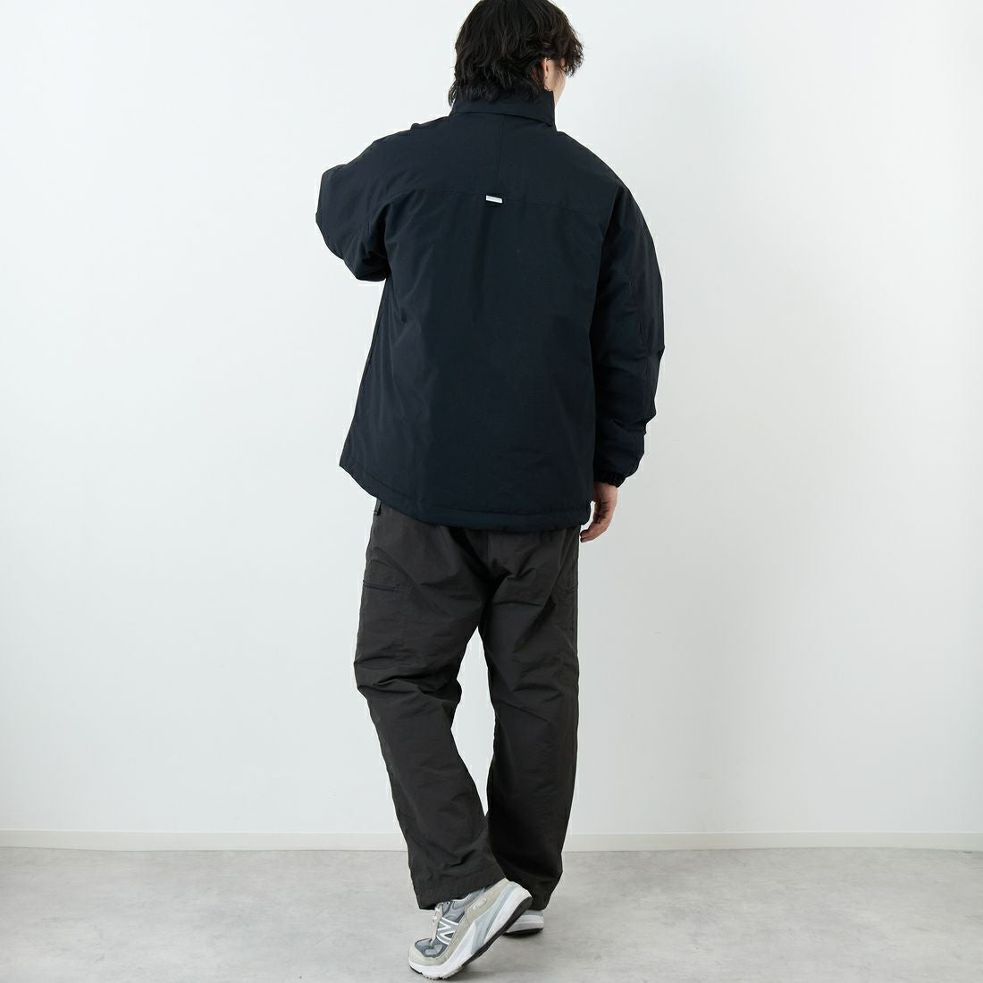 +phenix [プラスフェニックス] 別注 LEVEL7 ダウンジャケット [POO-25080IN-JF] BLACK &&モデル身長：179cm 着用サイズ：XL&&