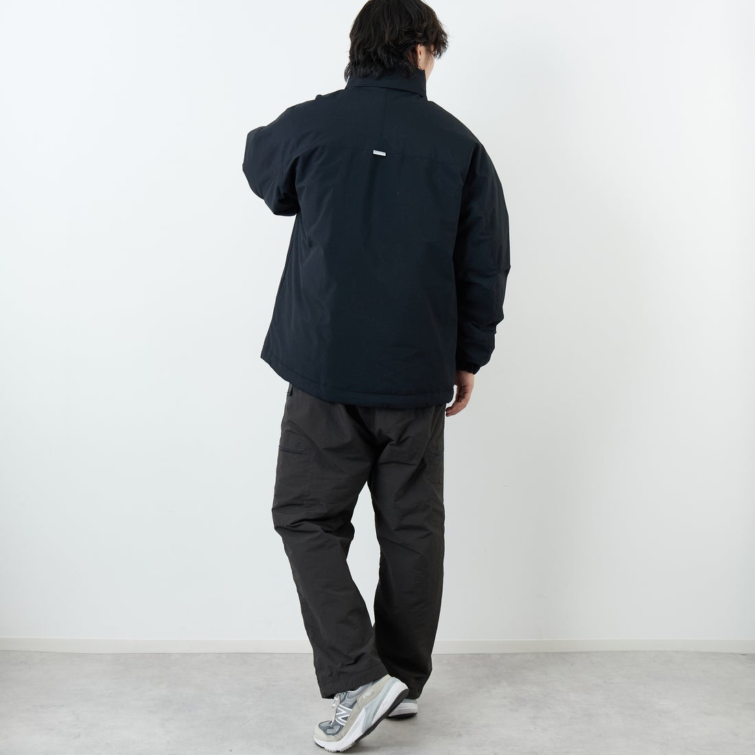 +phenix [プラスフェニックス] 別注 LEVEL7 ダウンジャケット [POO-25080IN-JF] BLACK &&モデル身長：179cm 着用サイズ：XL&&