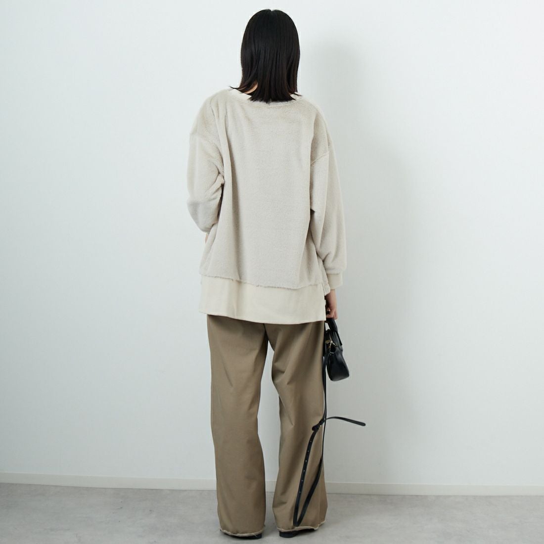 Jf Ready Made [ジェイエフレディメイド] カットファーVネックプルオーバー [3107106] 810 Lｸﾞﾚｲ &&モデル身長：162cm 着用サイズ：F&&