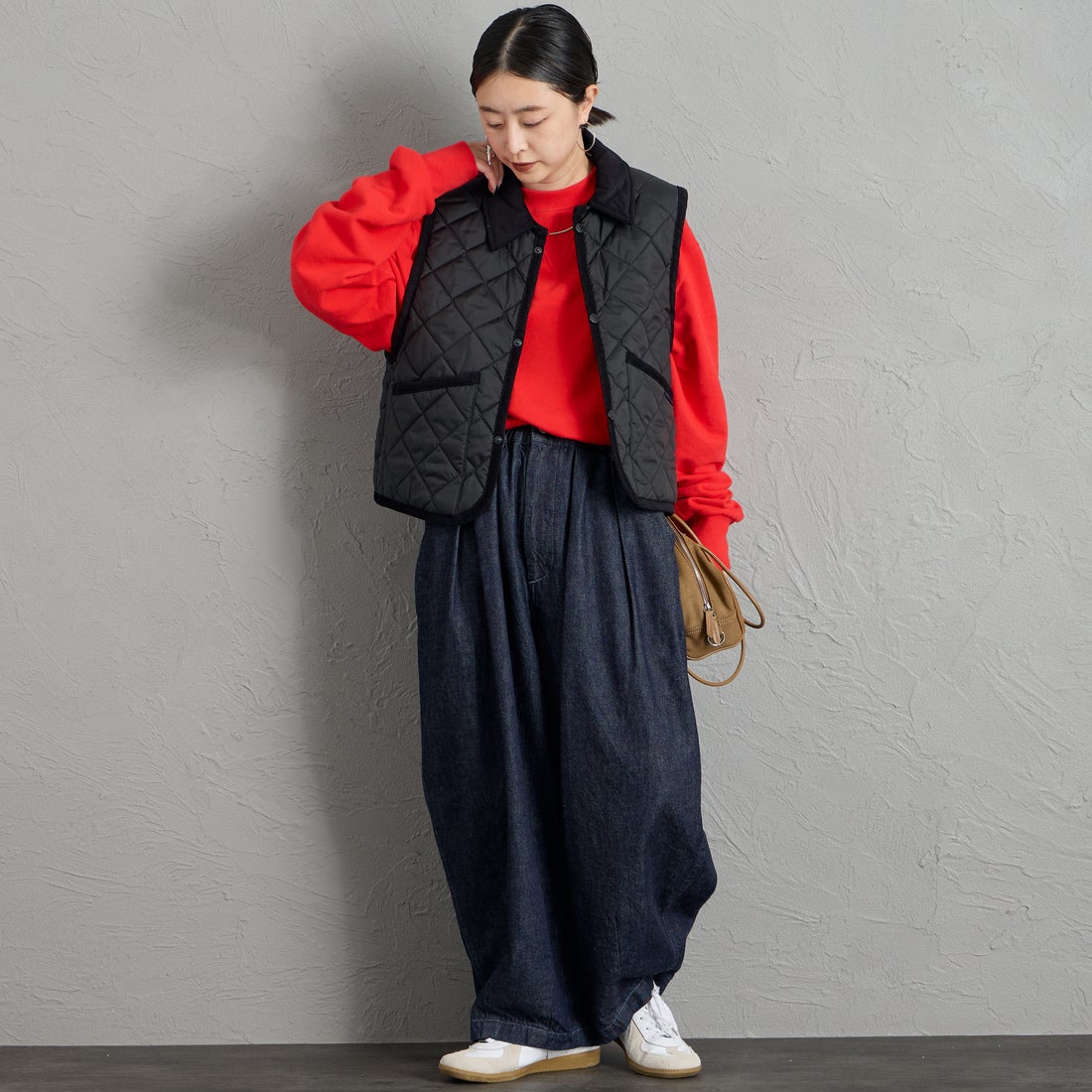 LAVENHAM [ラベンハム] ウィメンズ クロップド レイドン ジレ [LV12121] F44 SABLE &&モデル身長：150cm 着用サイズ：10&&