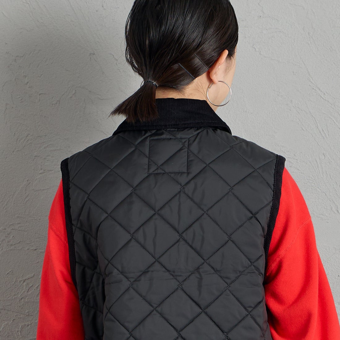LAVENHAM [ラベンハム] ウィメンズ クロップド レイドン ジレ [LV12121] F44 SABLE &&モデル身長：150cm 着用サイズ：10&&