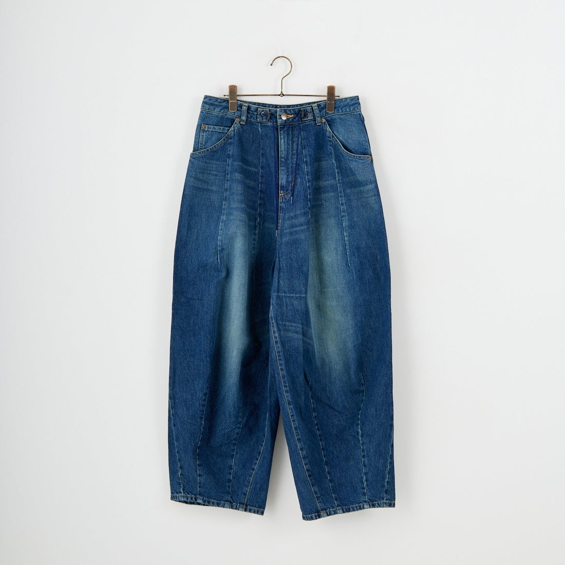 A INDIGO