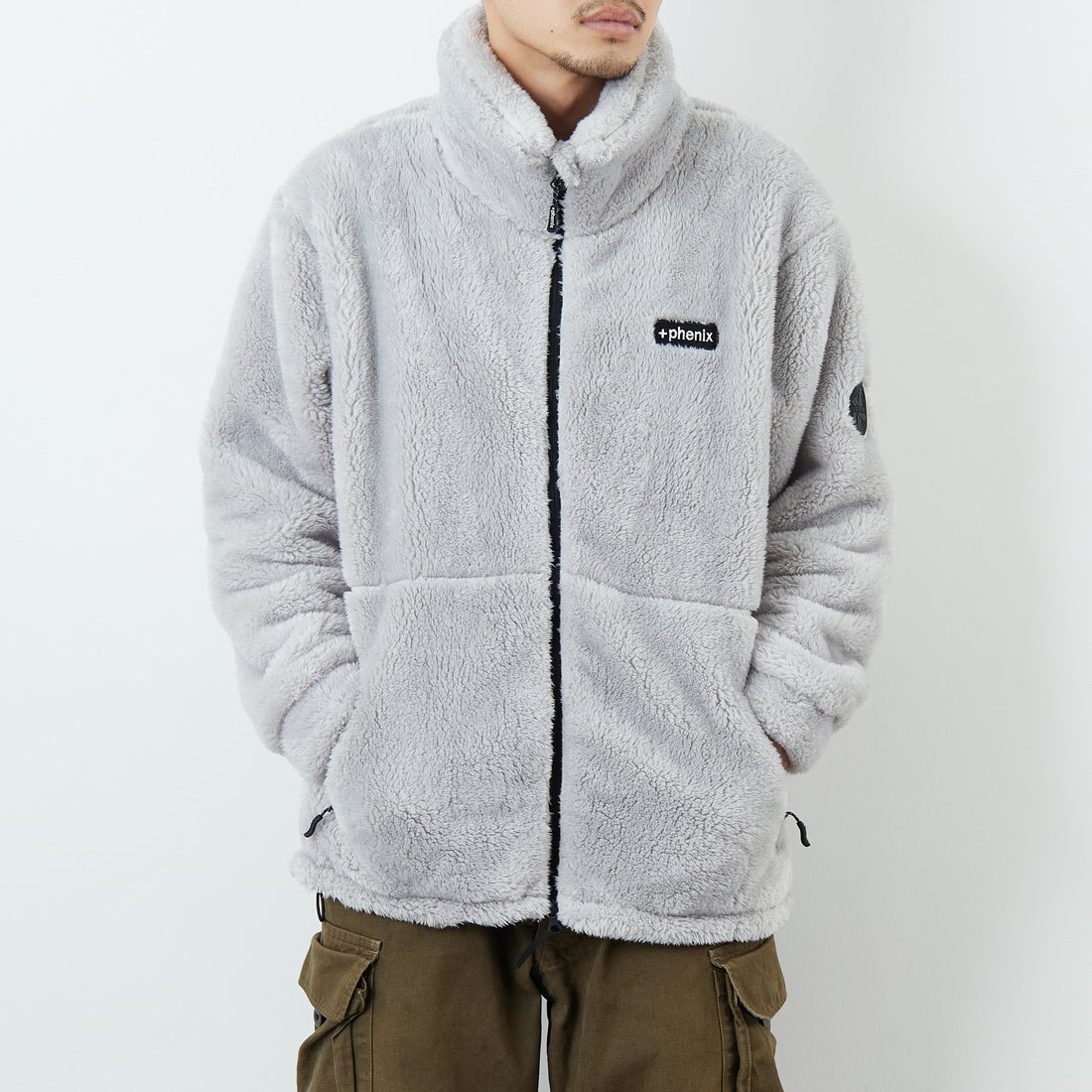 GRAY&&モデル身長：168cm 着用サイズ：L&&