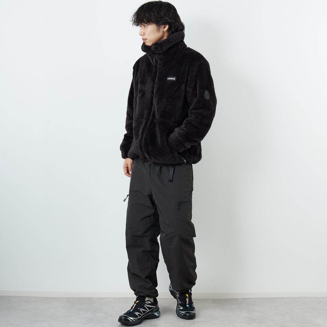 +phenix [プラスフェニックス] ボア フリースジャケット [POO-25083IN-JF] BLACK &&モデル身長：179cm 着用サイズ：XL&&