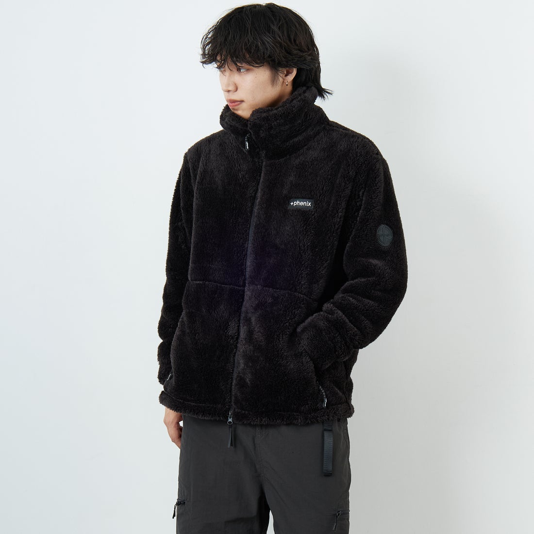 +phenix [プラスフェニックス] ボア フリースジャケット [POO-25083IN-JF] BLACK &&モデル身長：179cm 着用サイズ：L&&