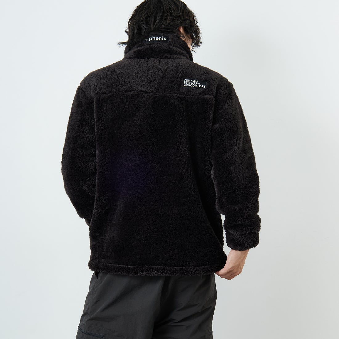 +phenix [プラスフェニックス] ボア フリースジャケット [POO-25083IN-JF] BLACK &&モデル身長：179cm 着用サイズ：L&&