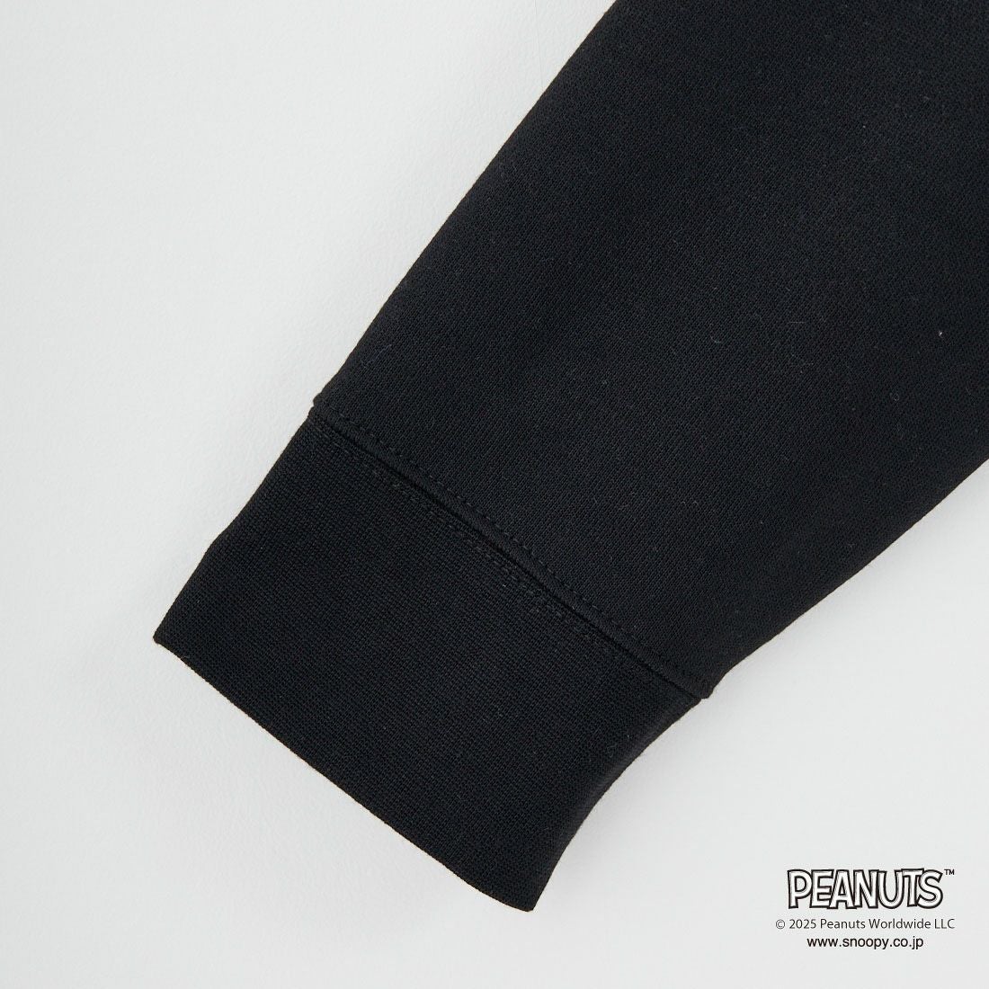 TRIPPY MIKIO ART [トリッピーミキオアート] SNOOPY スプレーアート フーディ [TR-057] BLACK