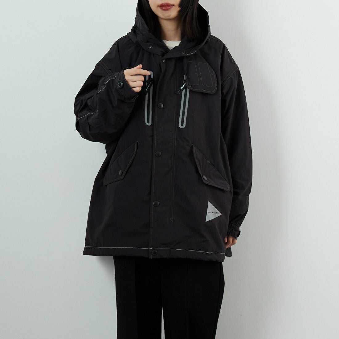 and wander [アンドワンダー] フィッシュテールコート OCTA [5745281051] BLACK &&モデル身長：162cm 着用サイズ：WM&&