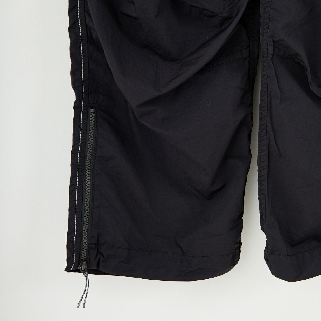 and wander [アンドワンダー] ROA×and wander ガーメントダイ ナイロンパンツ [5745222537] BLACK