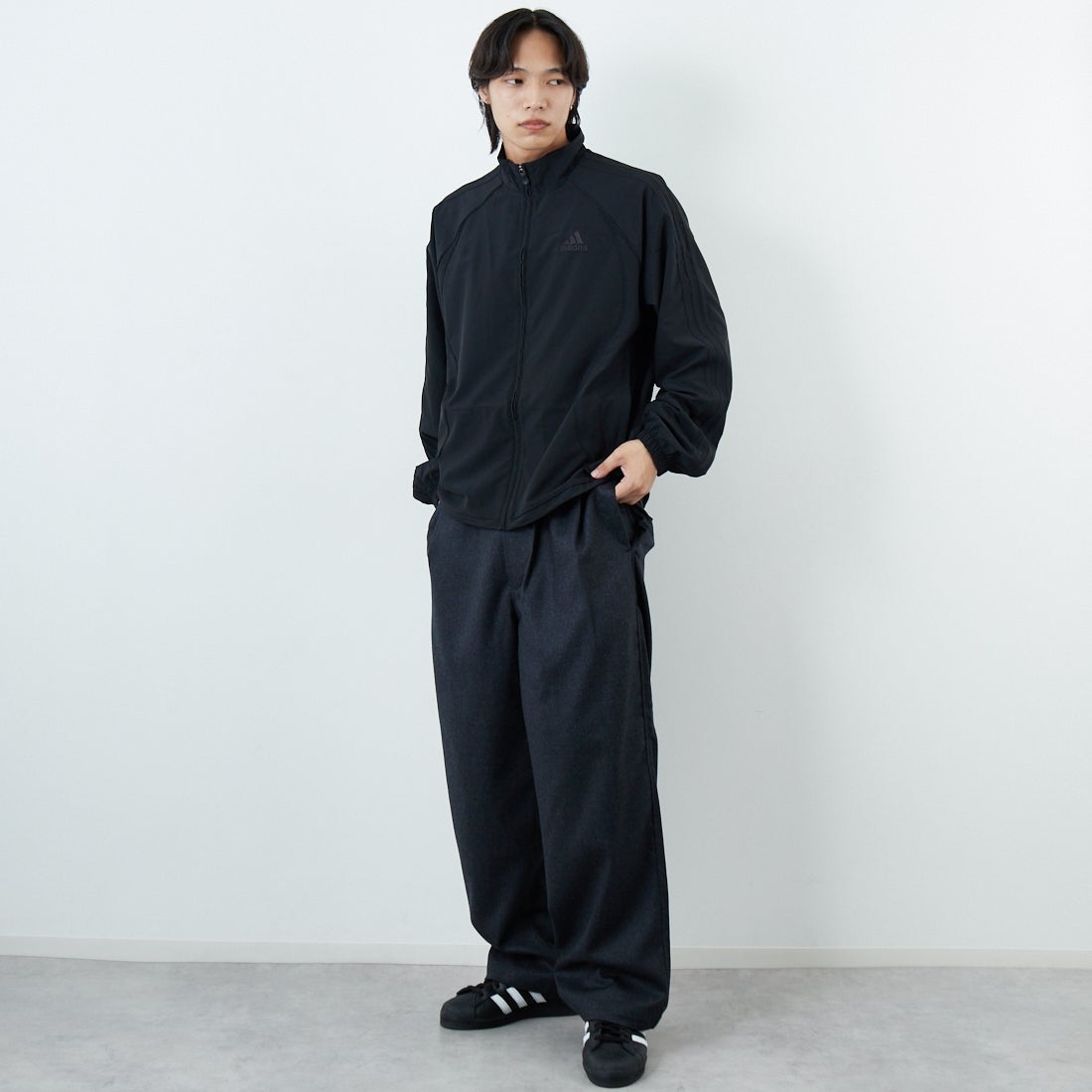 adidas Originals [アディダス オリジナルス] チームガイスト トラックトップ [DVR33] JW5864 &&モデル身長：179cm 着用サイズ：M&&