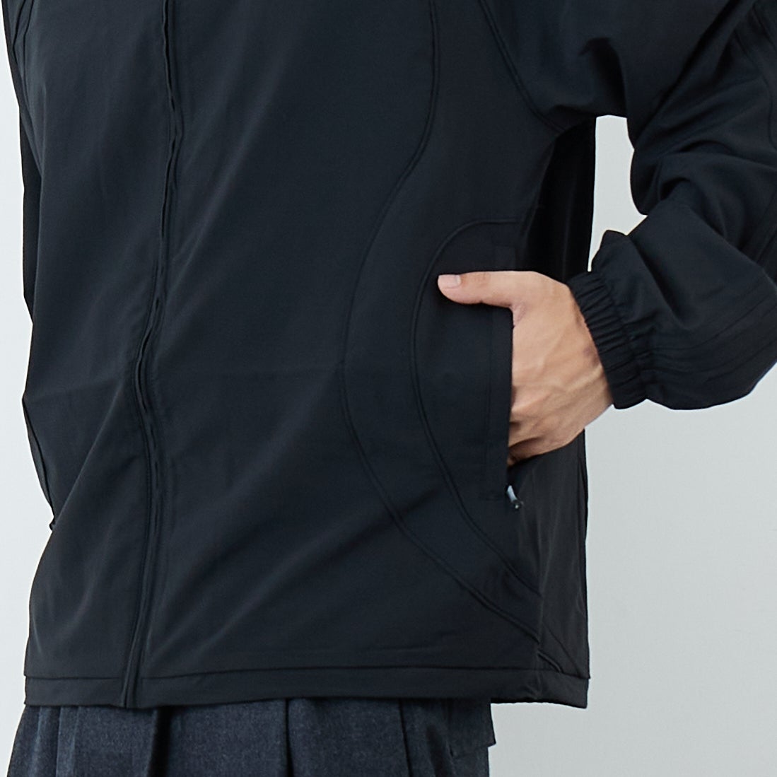 adidas Originals [アディダス オリジナルス] チームガイスト トラックトップ [DVR33] JW5864 &&モデル身長：179cm 着用サイズ：M&&