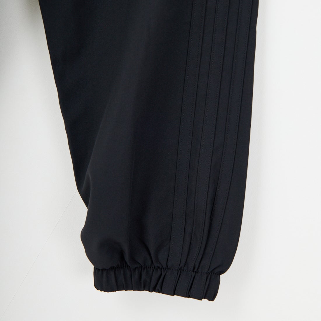 adidas Originals [アディダス オリジナルス] チームガイスト トラックトップ [DVR33] JW5864