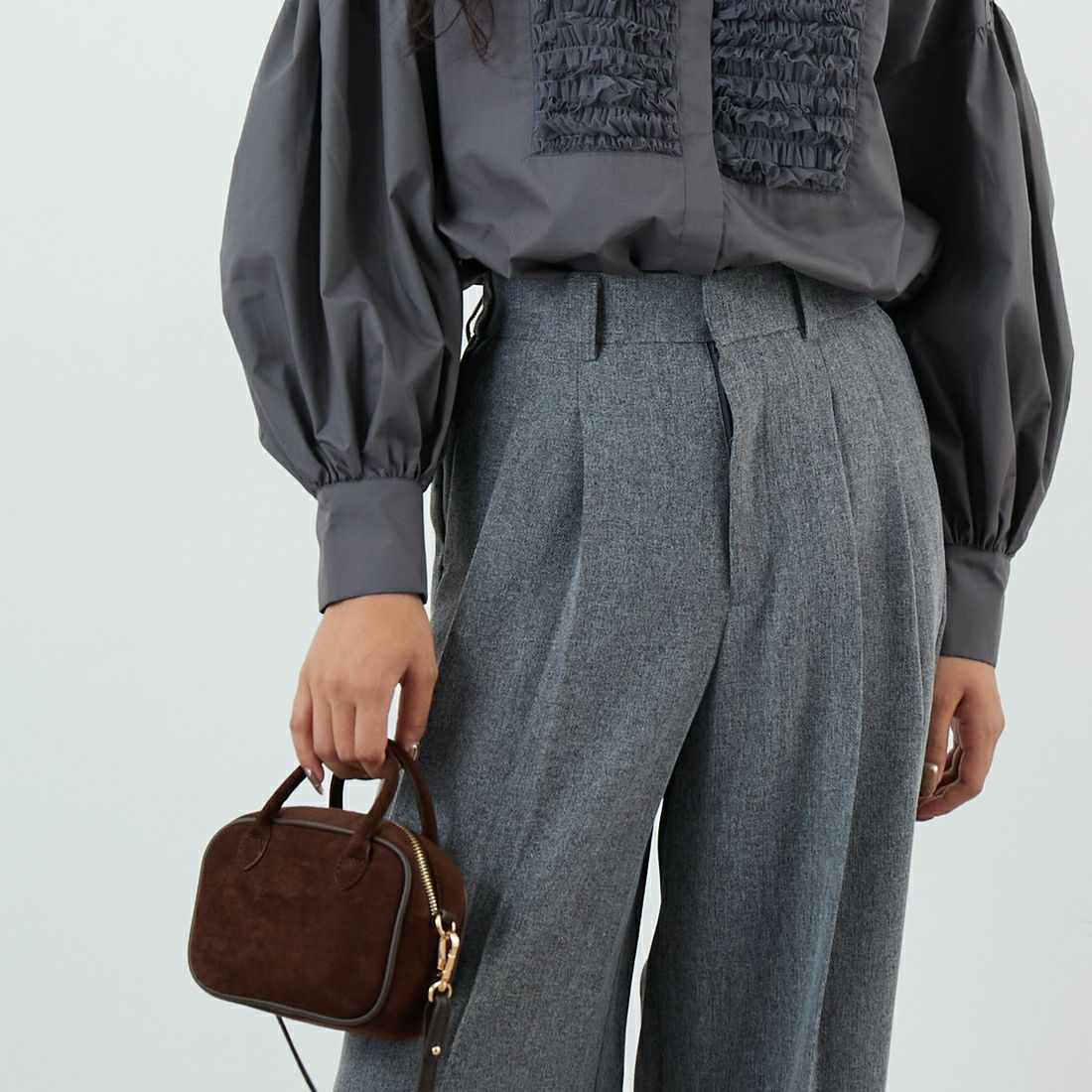 USINE [ユジーヌ] イージーケアウールライク 2タックワイドパンツ [21256060] 002 ｸﾞﾚｰ &&モデル身長：162cm 着用サイズ：34&&