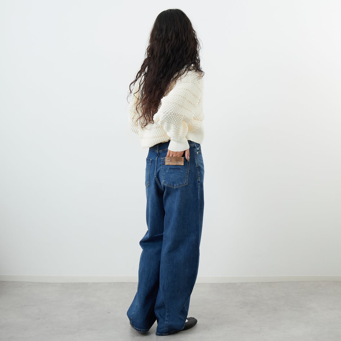 YANUK [ヤヌーク] カーブテーパード LAURA/ローラ [57153291] UMB &&モデル身長：162cm 着用サイズ：24&&