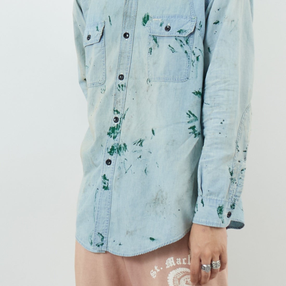 BOW WOW [バウワウ] ペイントステインドシャンブレーシャツ [BW252