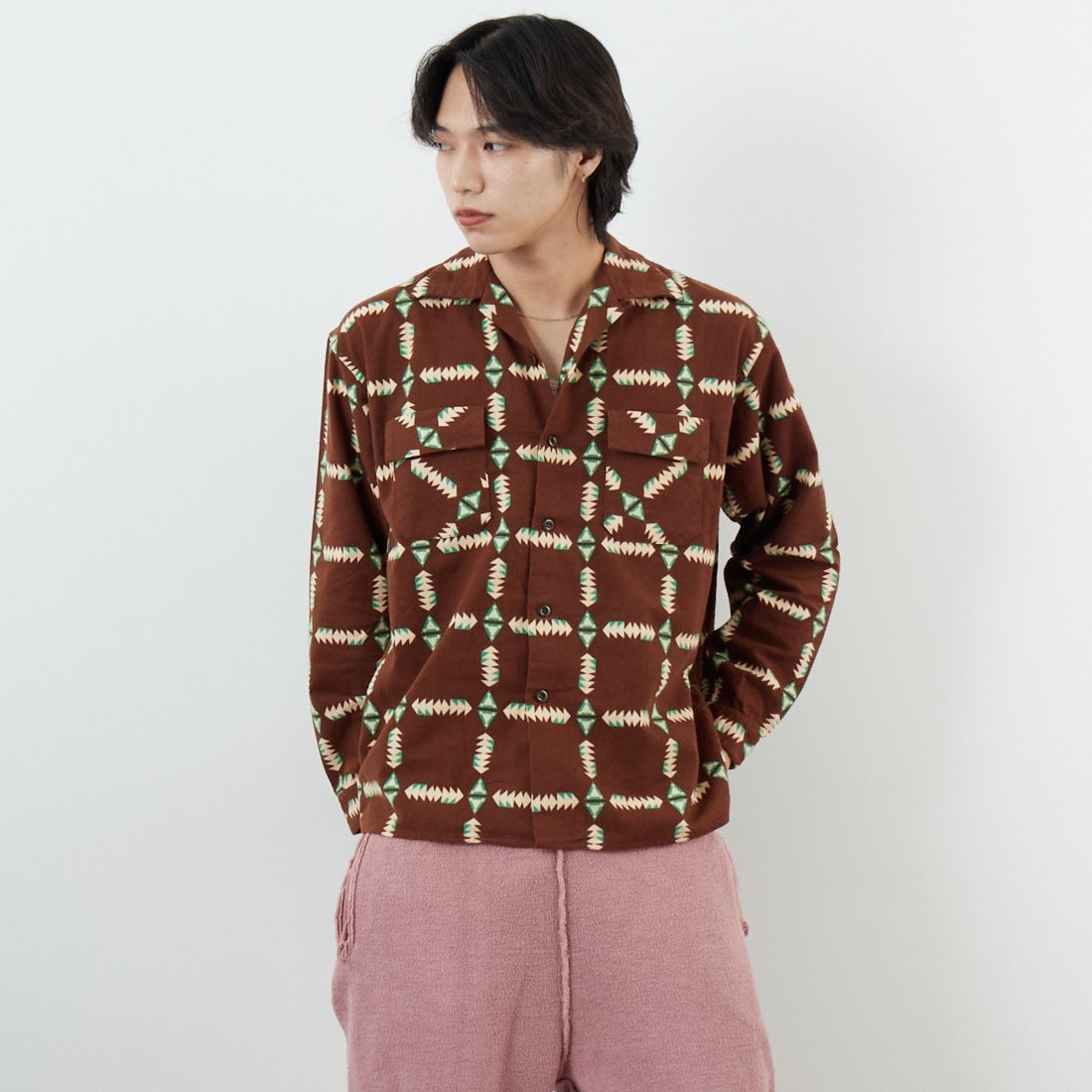 BROWN&&モデル身長：179cm 着用サイズ：M&&