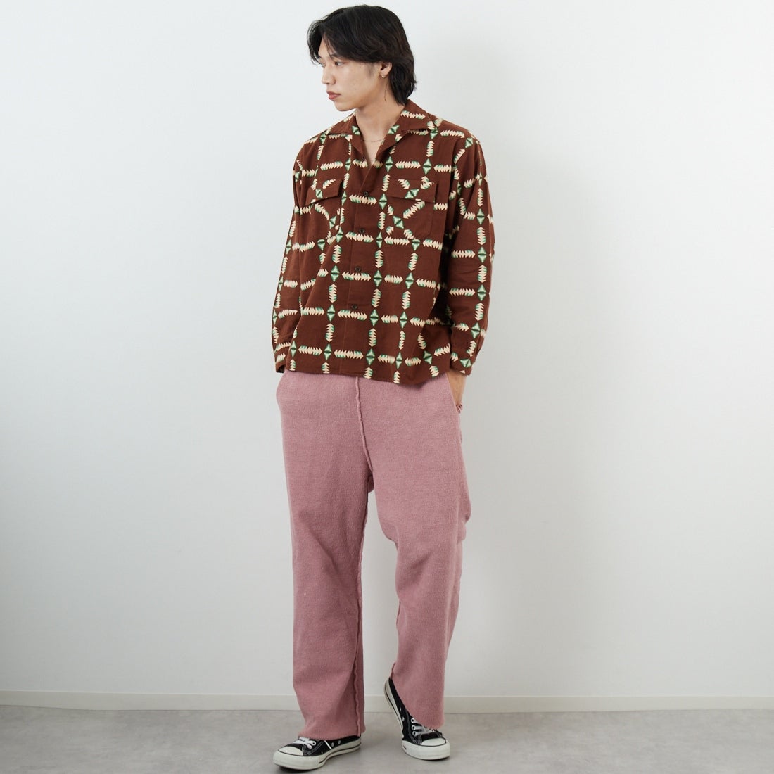 BOW WOW [バウワウ] ナバホプリントフランネルシャツ [BW252-NPFS] BROWN &&モデル身長：179cm 着用サイズ：M&&