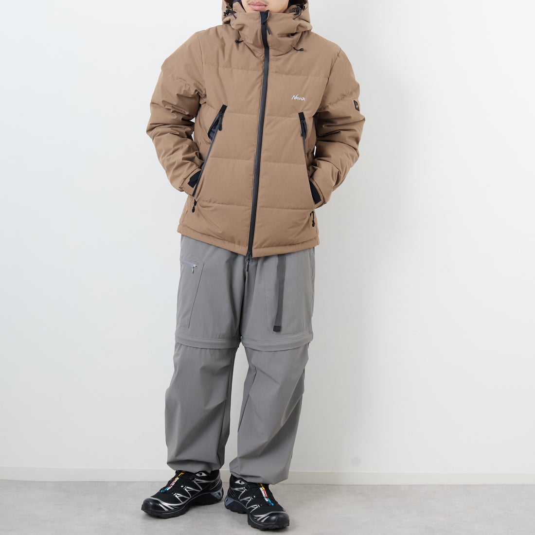 JEANSFACTORY × NANGA [ジーンズファクトリー × ナンガ] 別注 HINOC 難燃タフタダウンジャケット [JMP-254-031-JF] BEIGE &&モデル身長：168cm 着用サイズ：M&&