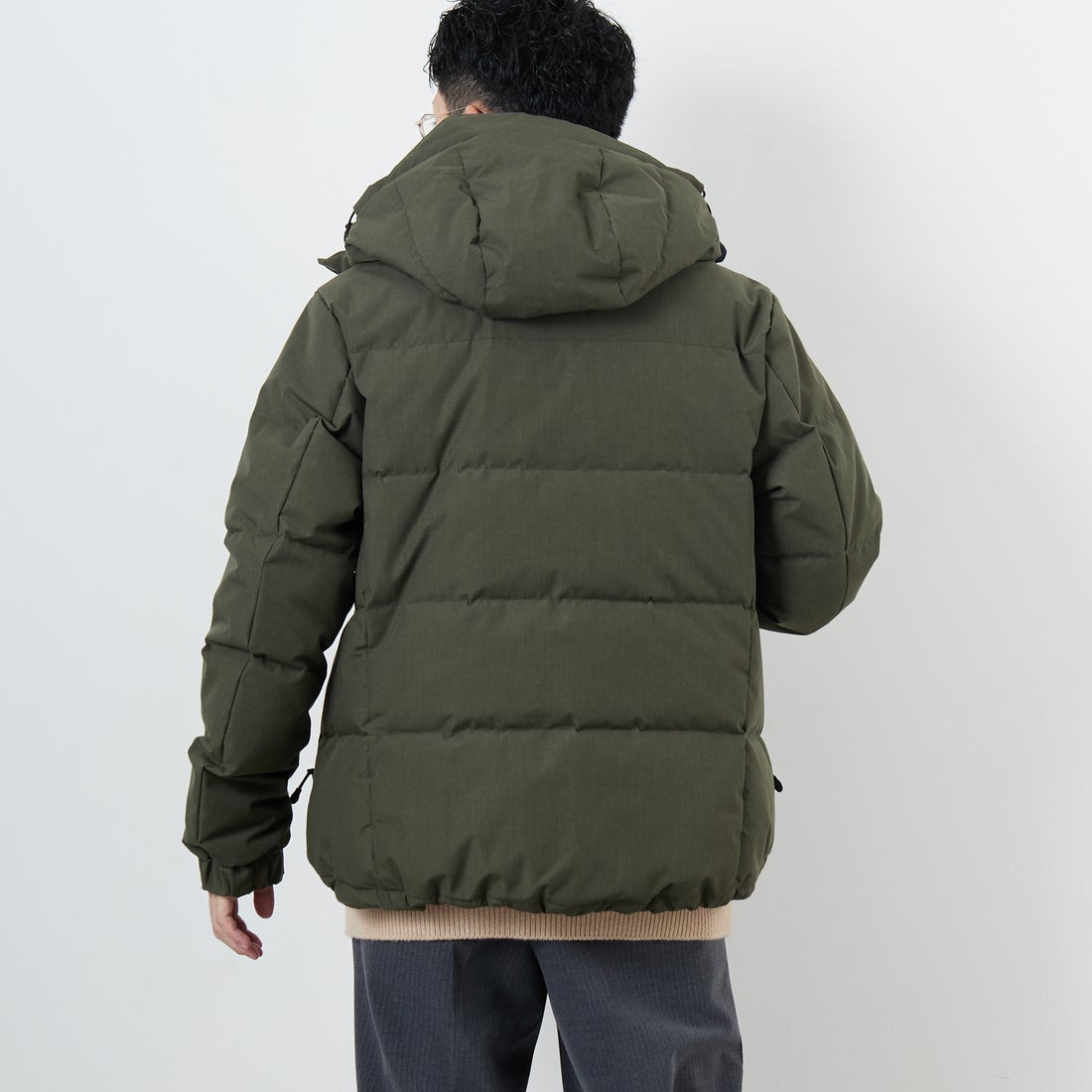 JEANSFACTORY × NANGA [ジーンズファクトリー × ナンガ] 別注 HINOC 難燃タフタダウンジャケット [JMP-254-031-JF] KHAKI &&モデル身長：168cm 着用サイズ：L&&