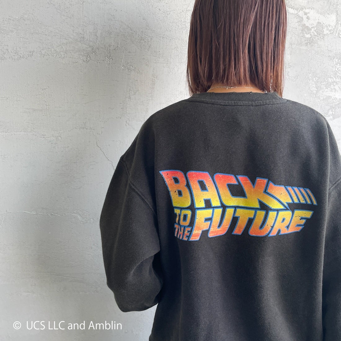 Jeans Factory Clothes [ジーンズファクトリークローズ] ムービーダメージスウェット / BACK TO THE FUTURE [JFC-254-092] BTTF &&モデル身長：158cm 着用サイズ：S&&
