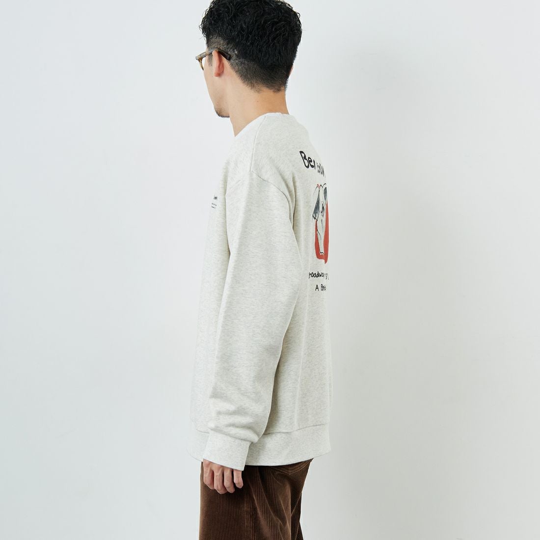 Ben Lenovitz [ベン レノビッツ] 別注 ドッグバックプリントスウェット [BL25F-001IN-JF] OATMEAL &&モデル身長：168cm 着用サイズ：L&&