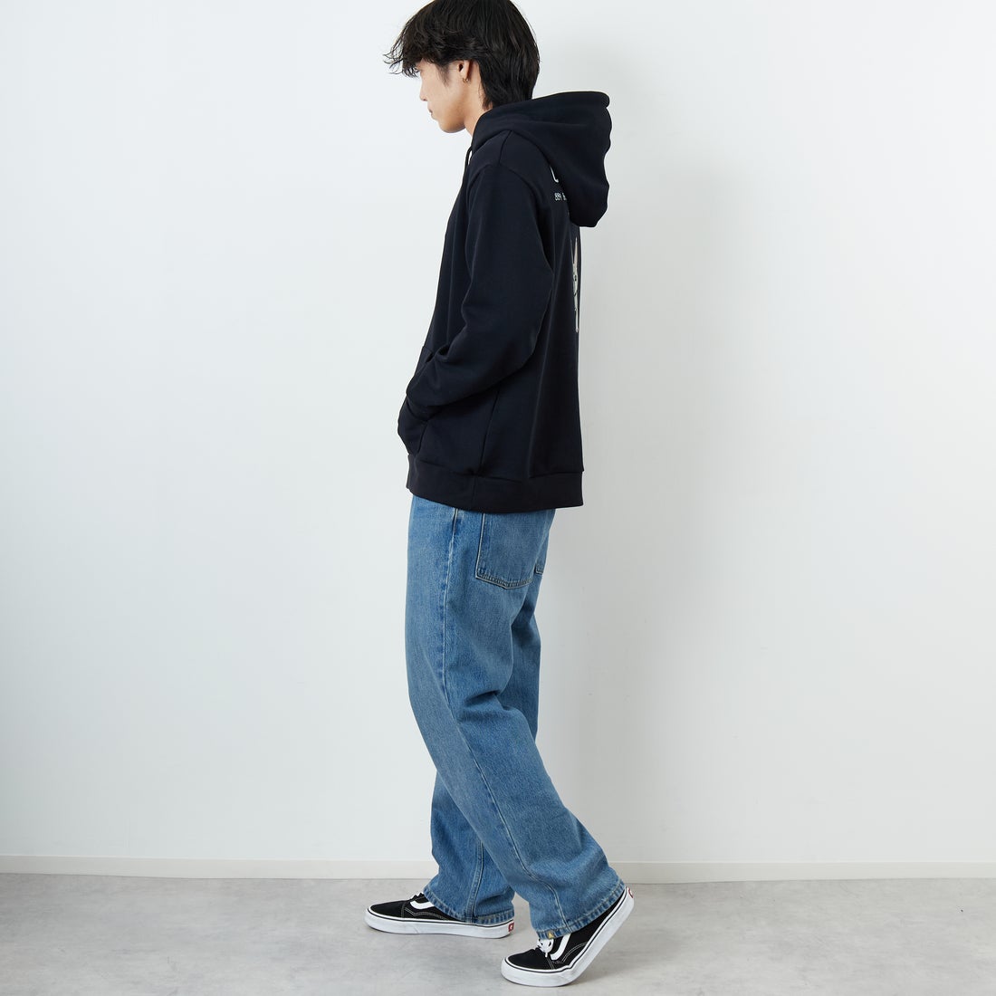 Ben Lenovitz [ベン レノビッツ] 別注 ドッグバックプリントスウェットパーカー [BL25F-004IN-JF] BLACK &&モデル身長：179cm 着用サイズ：L&&
