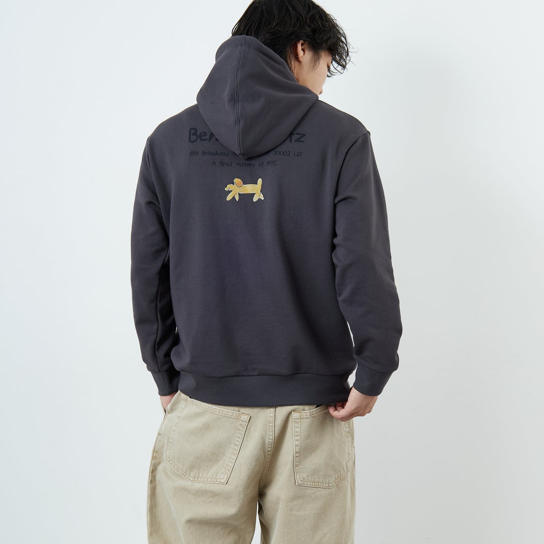 Ben Lenovitz [ベン レノビッツ] 別注 ドッグプリントスウェットパーカー [BL25F-005IN-JF] CHARCOAL &&モデル身長：179cm 着用サイズ：M&&