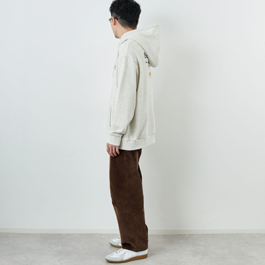Ben Lenovitz [ベン レノビッツ] 別注 ドッグプリントスウェットパーカー [BL25F-005IN-JF] OATMEAL &&モデル身長：168cm 着用サイズ：L&&