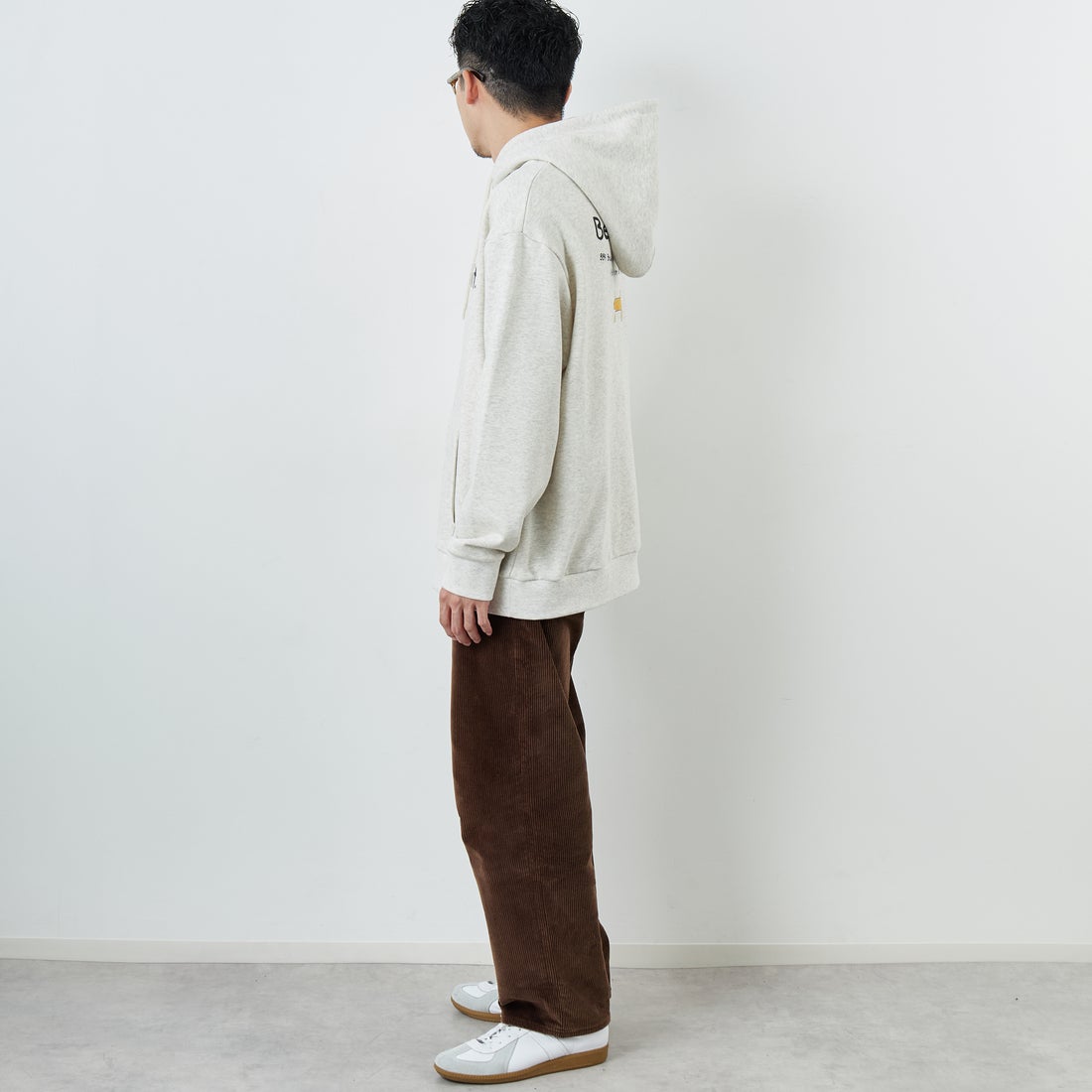 Ben Lenovitz [ベン レノビッツ] 別注 ドッグプリントスウェットパーカー [BL25F-005IN-JF] OATMEAL &&モデル身長：168cm 着用サイズ：L&&
