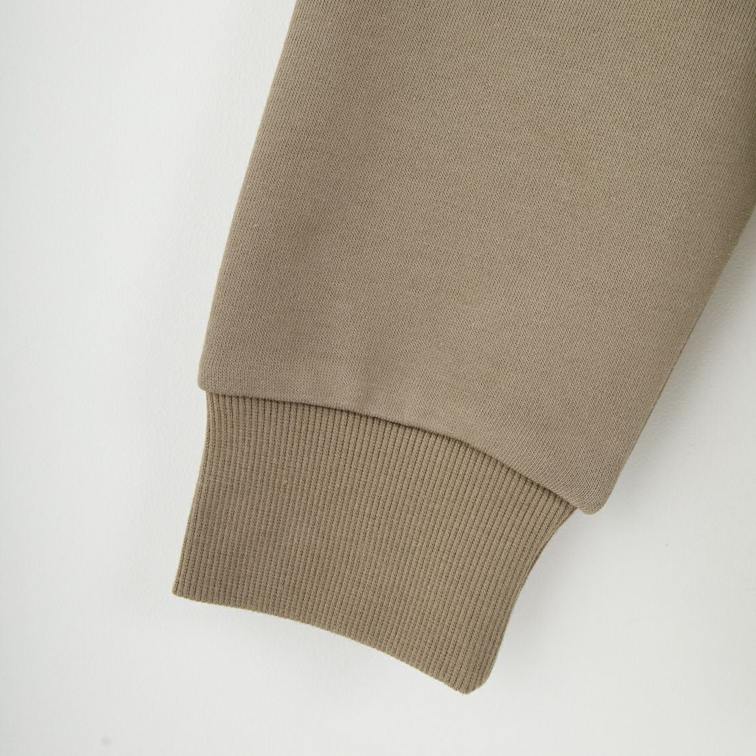 Ben Lenovitz [ベン レノビッツ] 別注 ドッグバックプリントスウェット [BL25F-002IN-JF] BEIGE