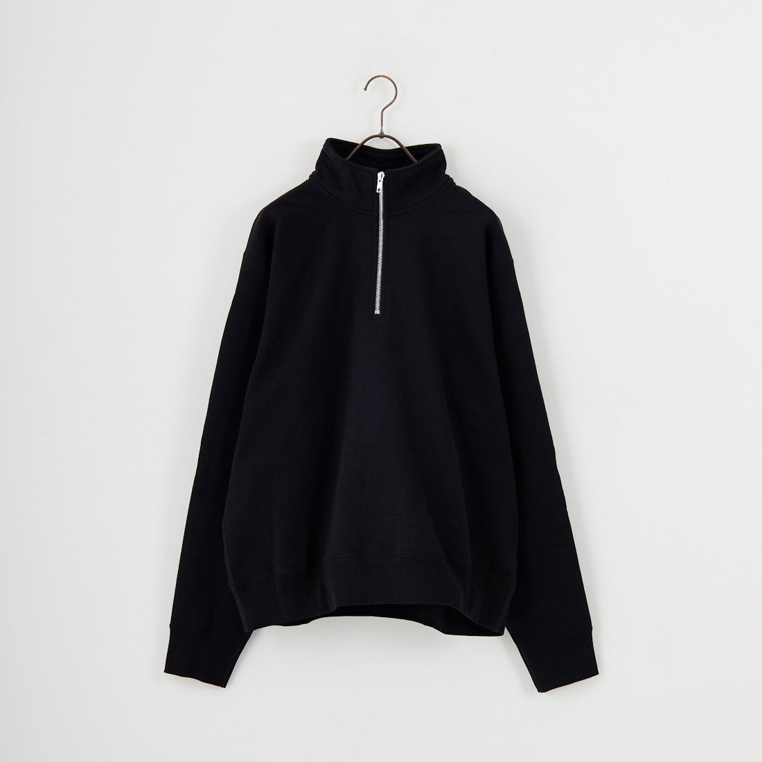 09 BLACK